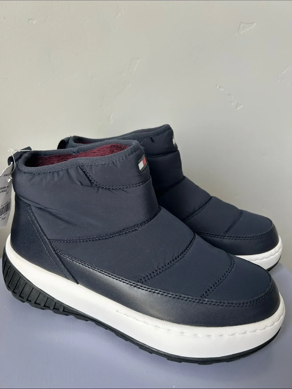 Tommy Hilfiger Tworono-C Navy Women Puffer Slip-On Ankle Boots Sz 9